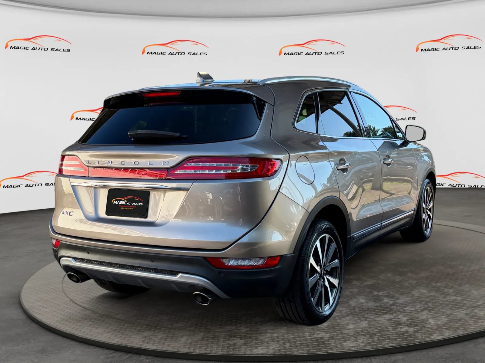 Used 2019 Lincoln MKC Reserve AWD/4WD image 10