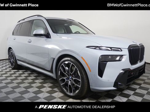 New 2026 BMW X7 xDrive40i w/ M Sport Package AWD/4WD image 1