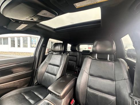 Used 2014 Jeep Grand Cherokee Limited w/ Trailer Tow Group IV image 11