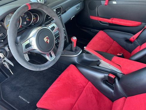 Used 2011 Porsche 911 GT3 RS 4.0 RWD image 4