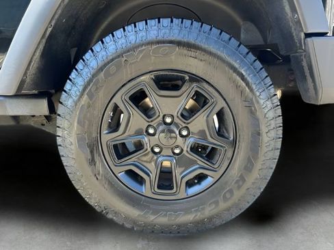 Used 2018 Jeep Wrangler Unlimited Sport AWD/4WD image 25