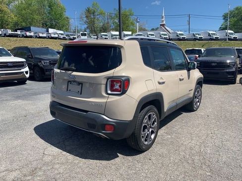 Used 2016 Jeep Renegade Limited AWD/4WD image 9