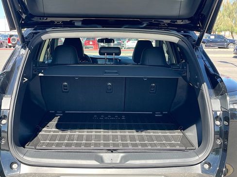 Used 2025 Nissan Murano SV w/ Cargo Package AWD/4WD image 25