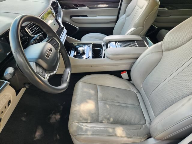 Used 2022 Jeep Wagoneer Series III w/ Flexible Seating Group RWD image 13