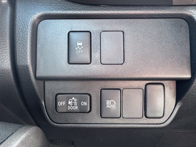 Used 2022 Toyota Tacoma SR5 AWD/4WD image 45