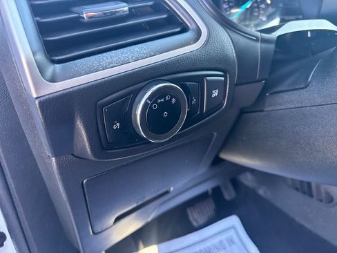 Used 2024 Ford Edge SEL image 24