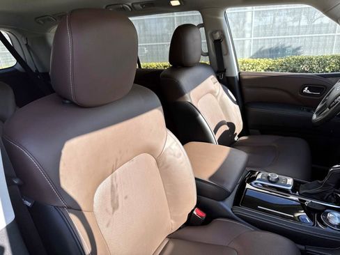 Certified 2024 INFINITI QX80 Premium Select w/ Cargo Package image 15