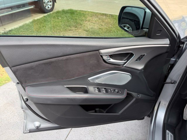 Used 2022 Acura RDX w/ Advance Package FWD image 9