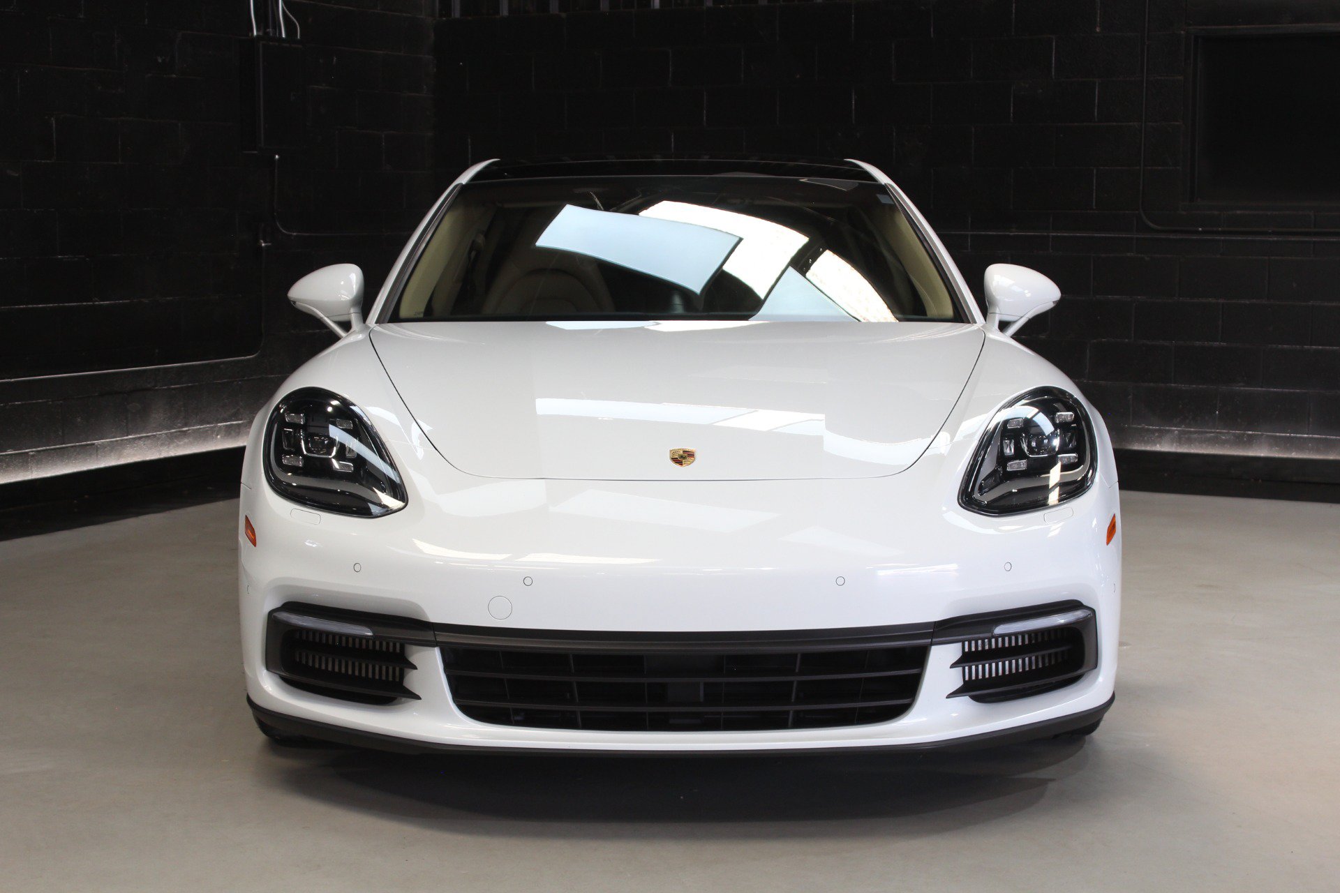 Used 2020 Porsche Panamera 4S AWD/4WD image 8