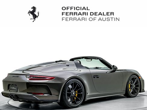 Used 2019 Porsche 911 Speedster RWD image 8