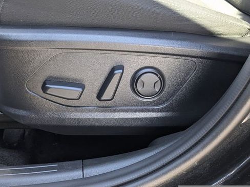 Used 2023 Hyundai Santa Cruz SEL Premium image 16