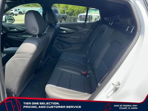 Used 2025 Buick Envista Preferred w/ Convenience I Package FWD image 11