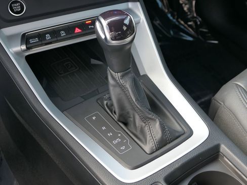 Used 2024 Audi Q3 2.0T Premium image 20