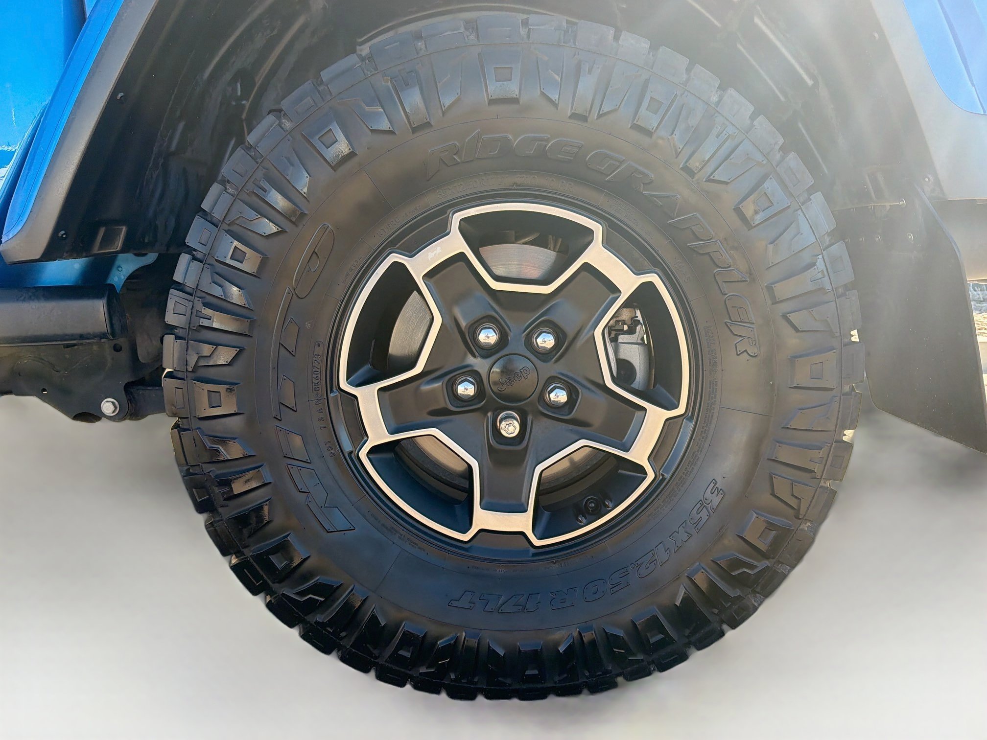 Used 2021 Jeep Gladiator Mojave w/ LED Lighting Group AWD/4WD image 11