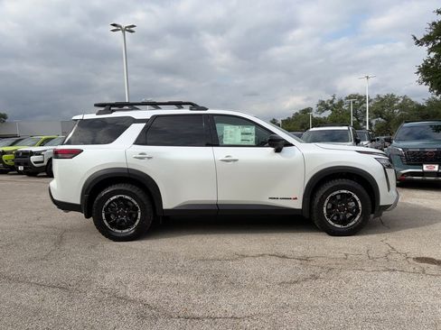New 2026 Nissan Pathfinder Rock Creek AWD/4WD image 4