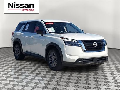 Certified 2024 Nissan Pathfinder S