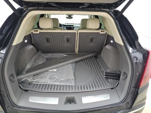 Used 2021 Cadillac XT5 Premium Luxury AWD/4WD image 19