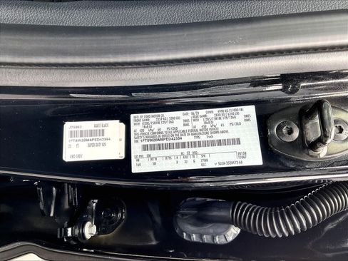 Used 2023 Ford F250 Lariat w/ Lariat Ultimate Package AWD/4WD image 35