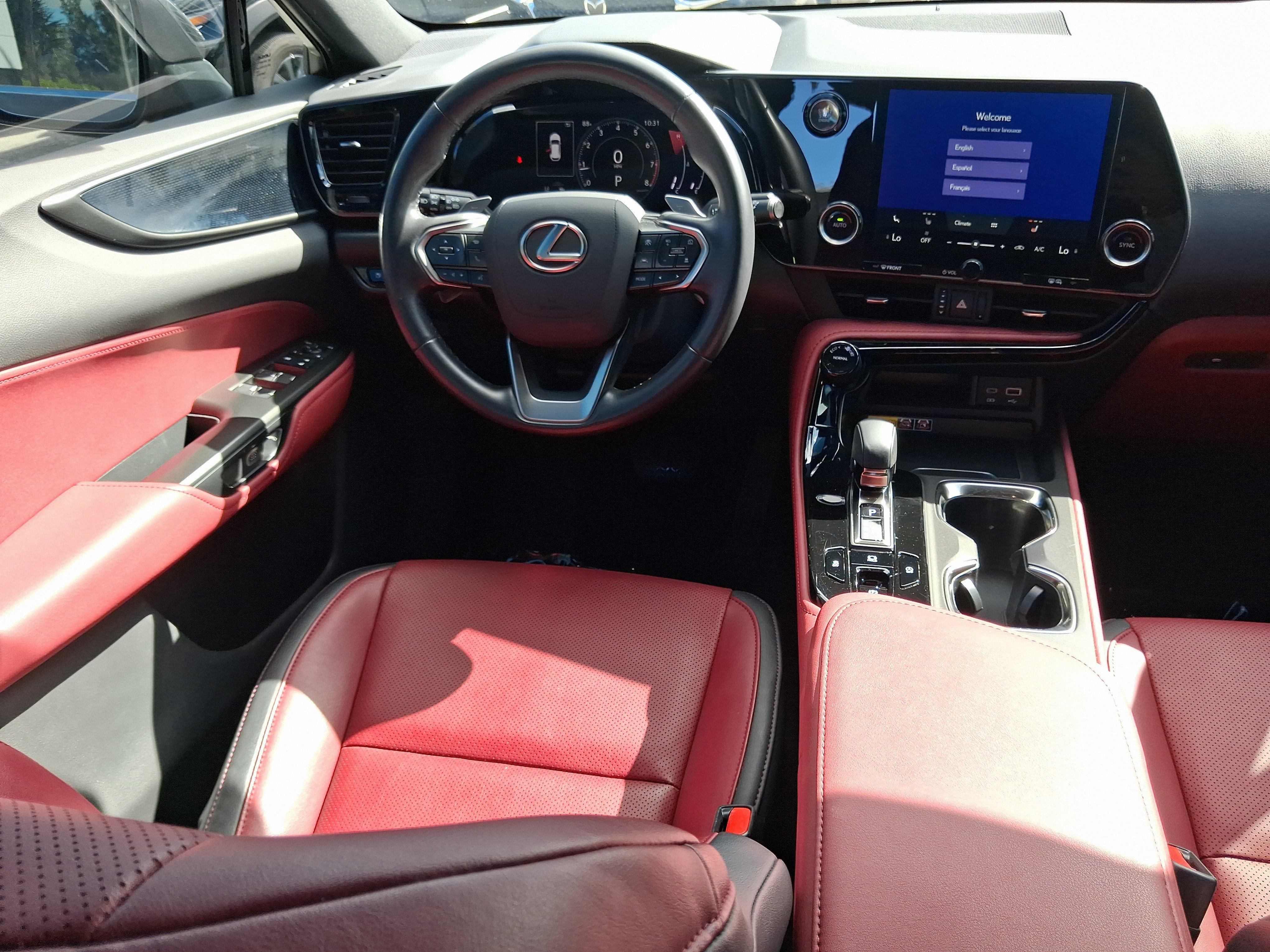 Used 2025 Lexus NX 250 FWD w/ Towing Package (2000 Lbs) image 9