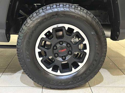 Certified 2025 Toyota Tacoma TRD Off-Road w/ TRD Off Road Premium Package AWD/4WD image 8