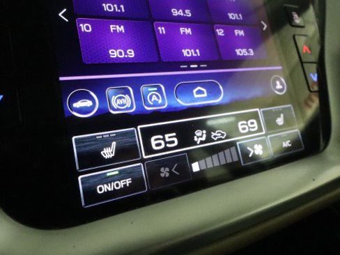 Used 2020 Subaru Outback Premium AWD/4WD image 19