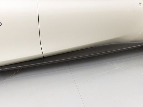 Certified 2024 Ferrari Roma Spider image 36