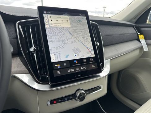 New 2026 Volvo XC90 B6 Ultra w/ Protection Package image 15