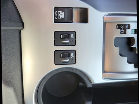 Used 2021 Toyota 4Runner SR5 Premium image 23