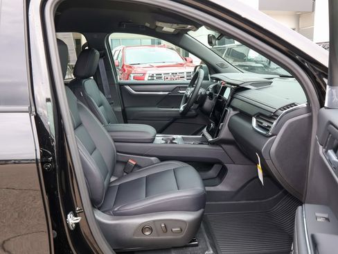 New 2027 GMC Acadia Elevation w/ Black Edition FWD image 35