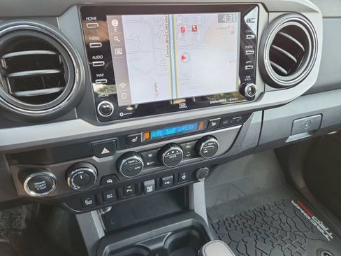 Used 2023 Toyota Tacoma 4x4 Double Cab image 26