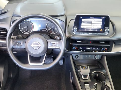 Used 2024 Nissan Rogue SV FWD image 28