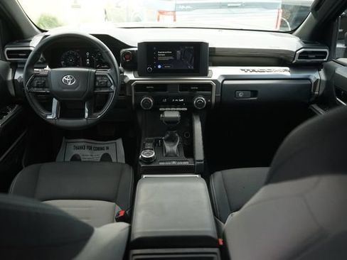 Used 2024 Toyota Tacoma TRD Off-Road AWD/4WD image 20