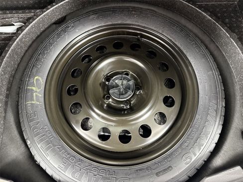 Used 2018 Ford Escape S image 34