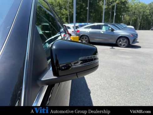 Used 2014 Mercedes-Benz C 300 4MATIC Sedan image 11