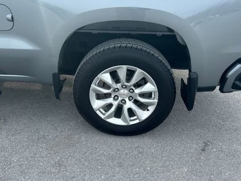 Certified 2023 Chevrolet Silverado 1500 Custom w/ LPO, Dark Essentials Package image 9