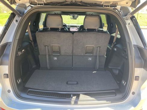 New 2026 Jeep Grand Cherokee L Limited w/ Limited Altitude Package RWD image 8