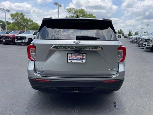 Used 2021 Ford Explorer XLT w/ Class III Trailer Tow Package AWD/4WD image 5