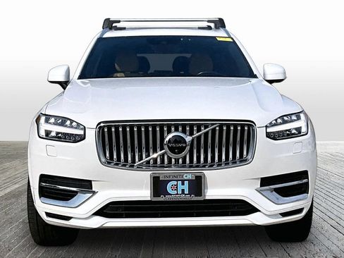 Used 2021 Volvo XC90 T8 Inscription w/ Protection Package Premier AWD/4WD image 2