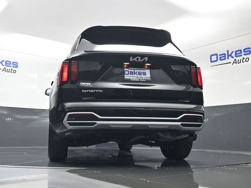 Certified 2023 Kia Sorento S image 44