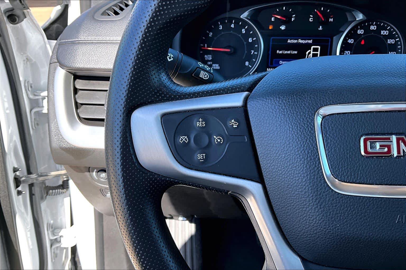 Used 2022 GMC Terrain SLE w/ Driver Convenience Package FWD image 23