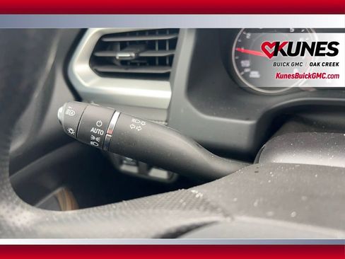 Used 2023 GMC Acadia SLE w/ Driver Convenience Package image 21