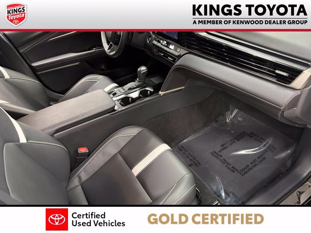 Certified 2025 Toyota Camry SE FWD image 11