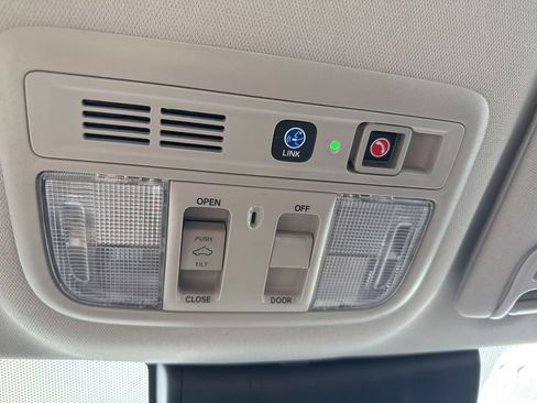 Used 2022 Honda Insight Touring image 24