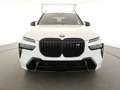 Used 2024 BMW X7 M60i w/ Executive Package image 2
