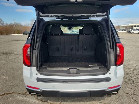 New 2026 GMC Yukon XL Denali w/ Sun & Power Step Package image 16