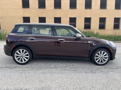Used 2016 MINI Cooper Clubman FWD image 9