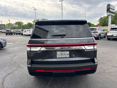 Certified 2024 Lincoln Navigator Premiere AWD/4WD image 6
