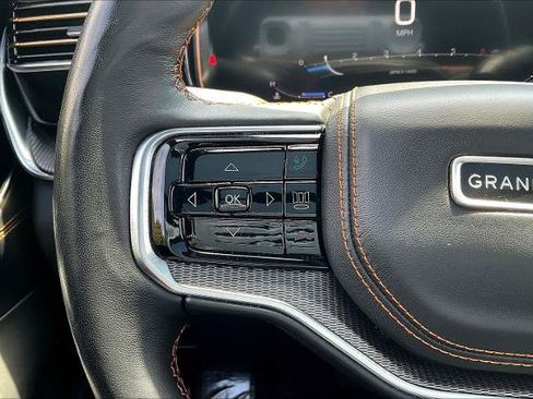 Used 2023 Jeep Grand Wagoneer Series III w/ Rear Seat Video Group 1 AWD/4WD image 11