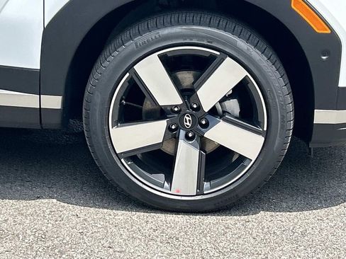 New 2026 Hyundai Santa Fe Limited FWD image 9