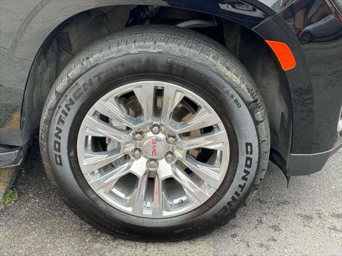 Used 2024 GMC Yukon XL Denali image 9